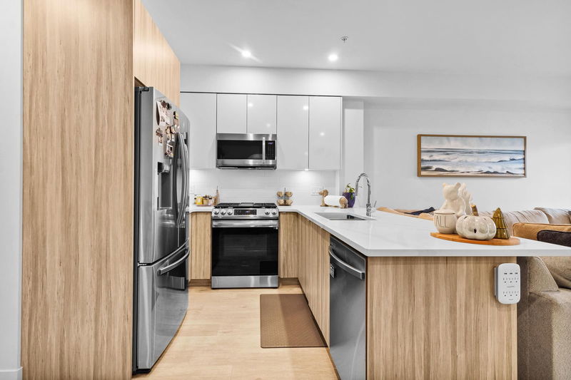 2649 James Street #210, Abbotsford, British Columbia