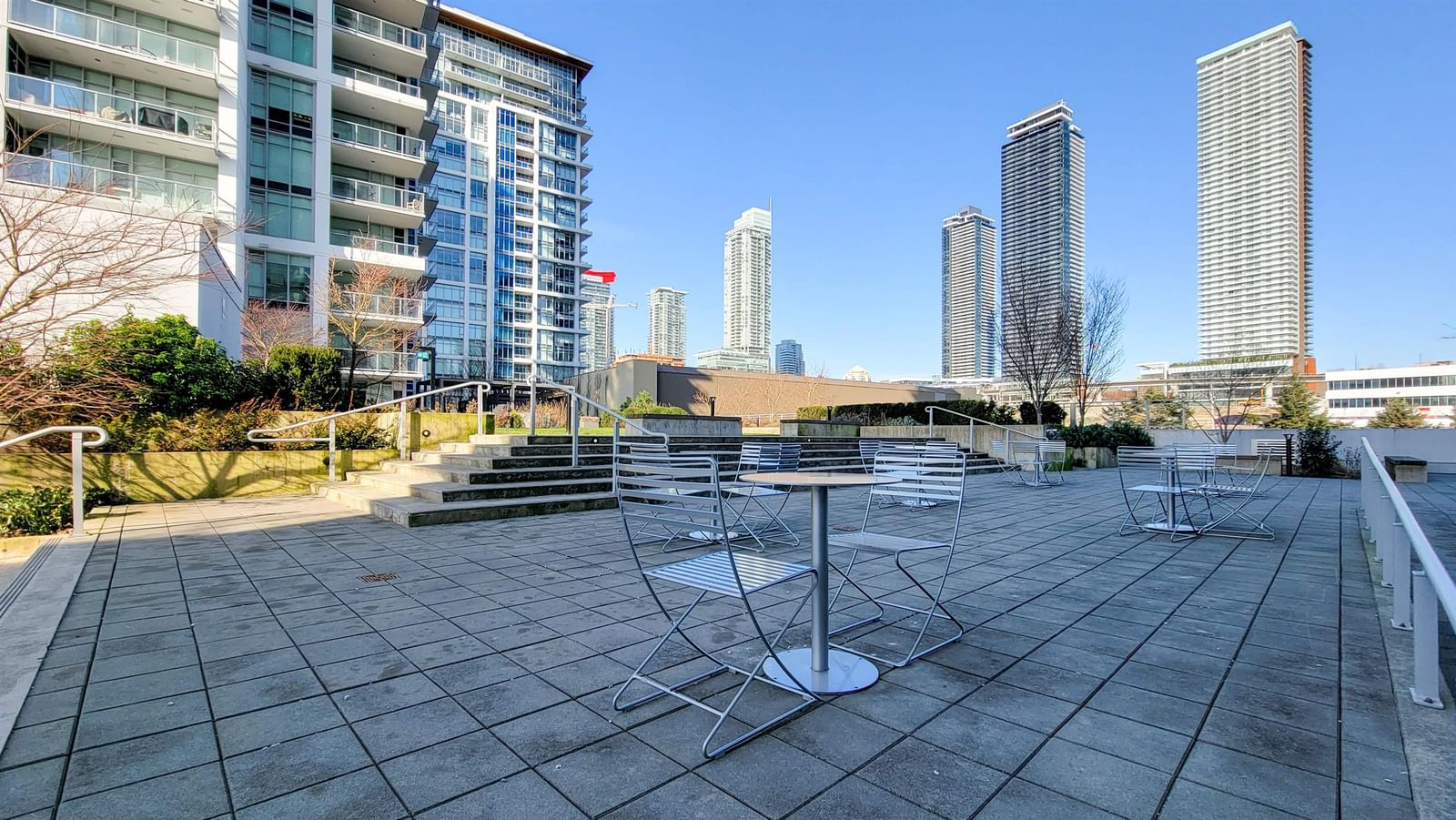 Listing Image 23