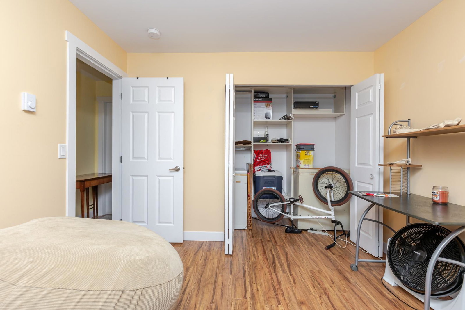 Listing Image 17
