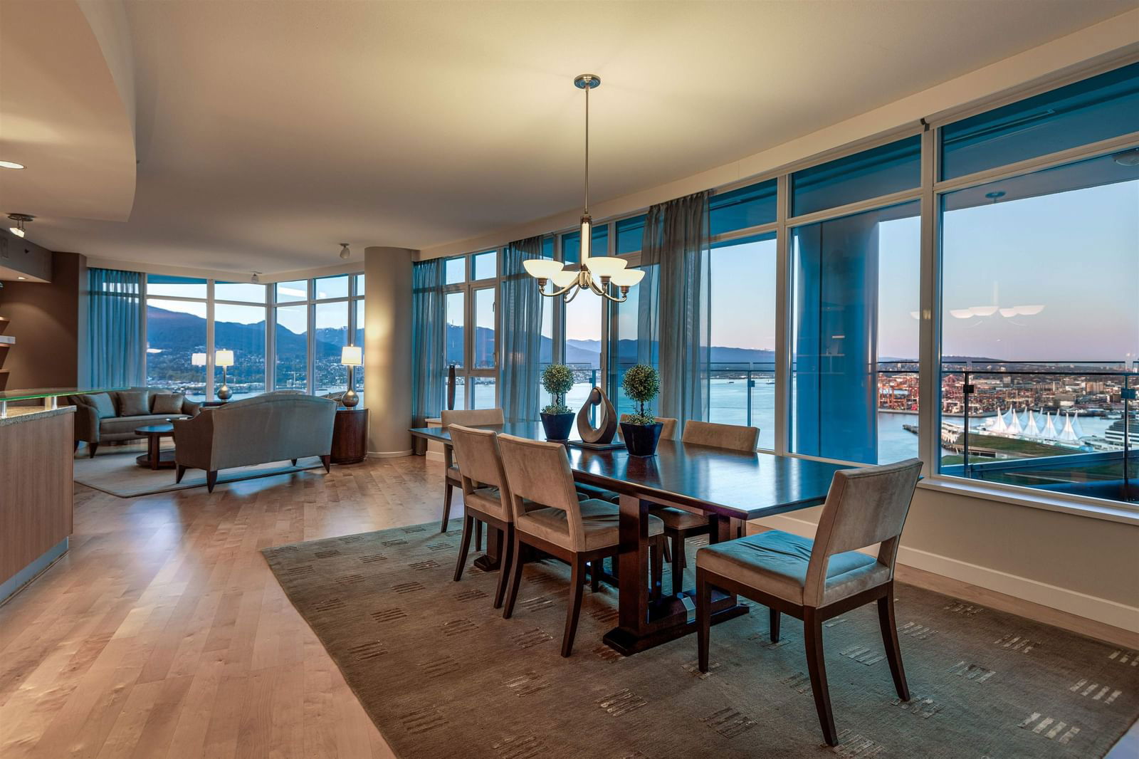 Image of home for listing MLS® R2975695