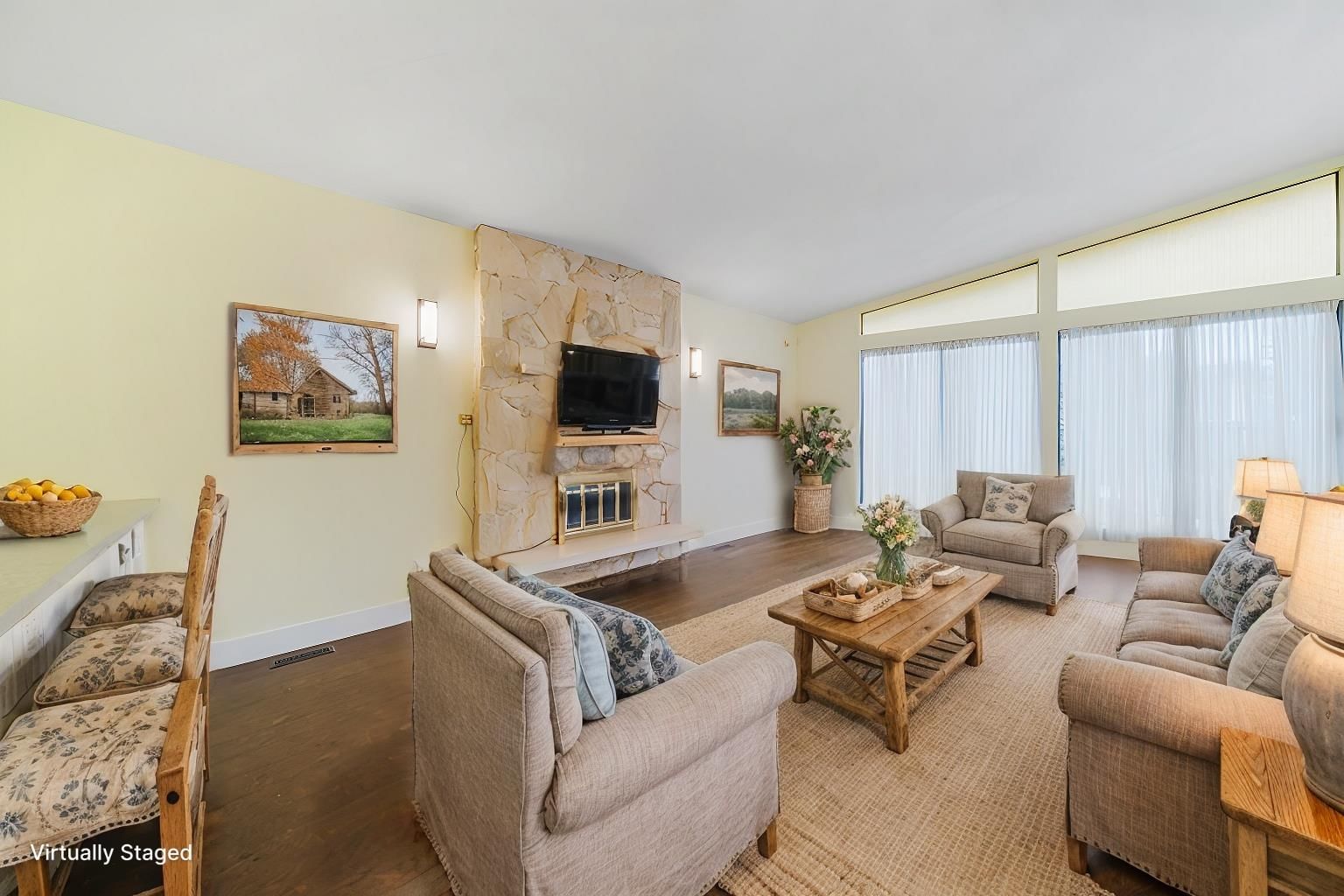 Listing Image 2