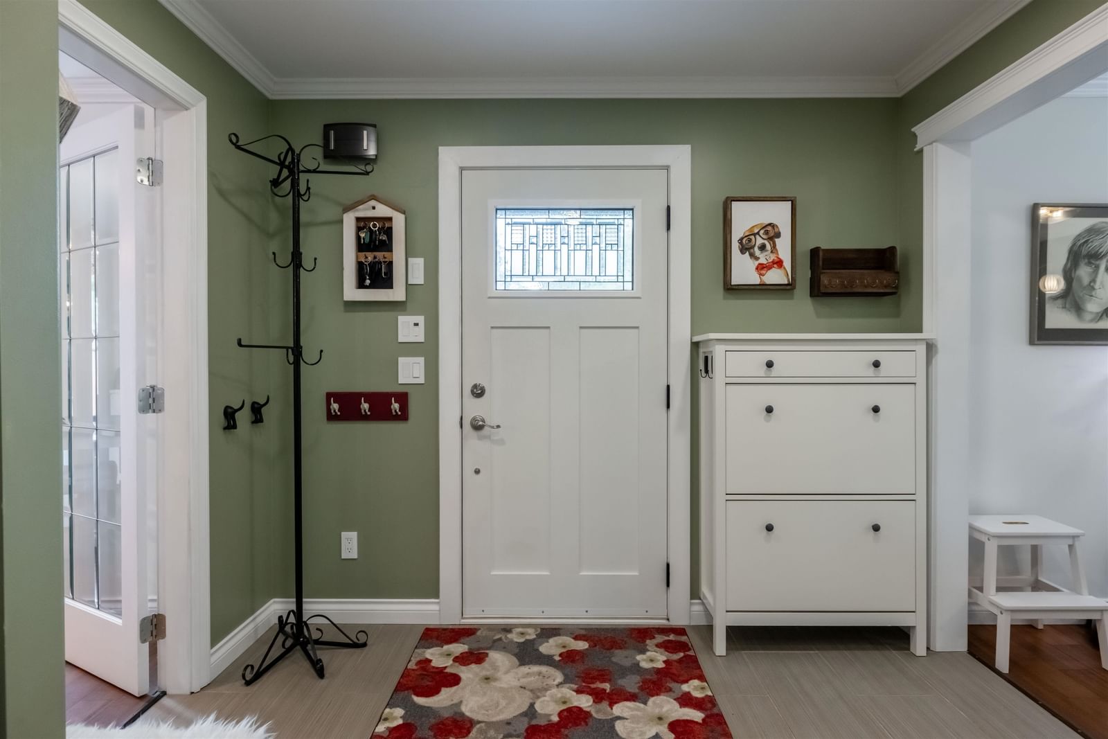 Listing Image 5