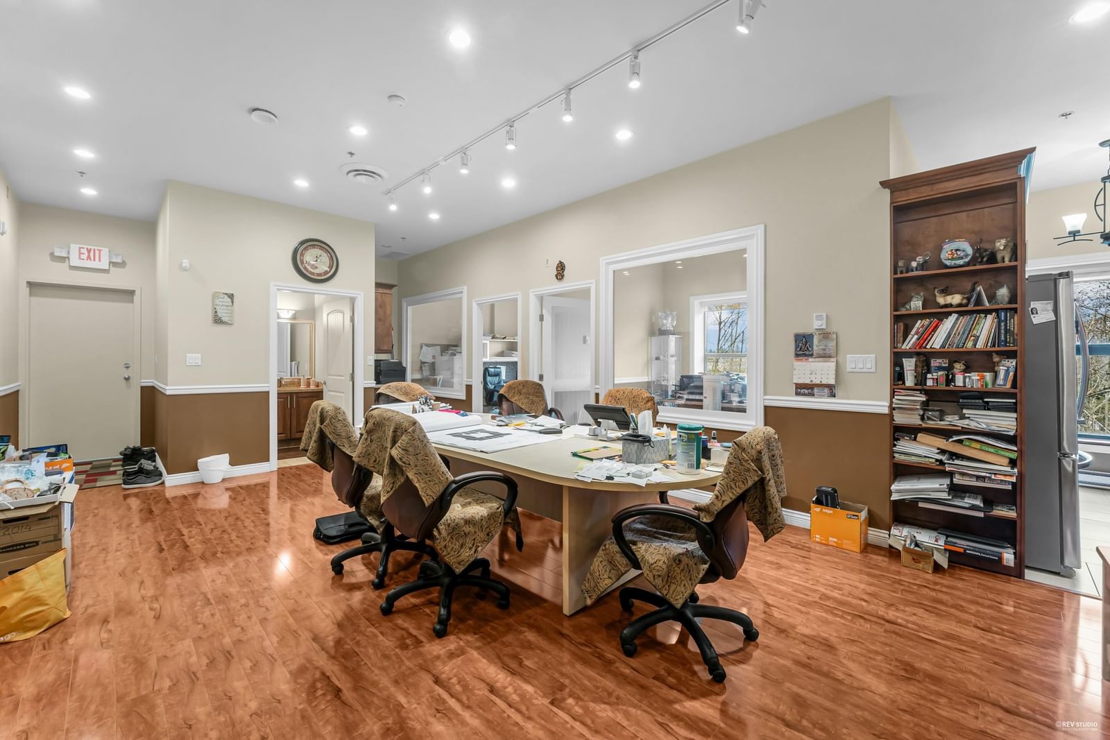 Listing Image 23