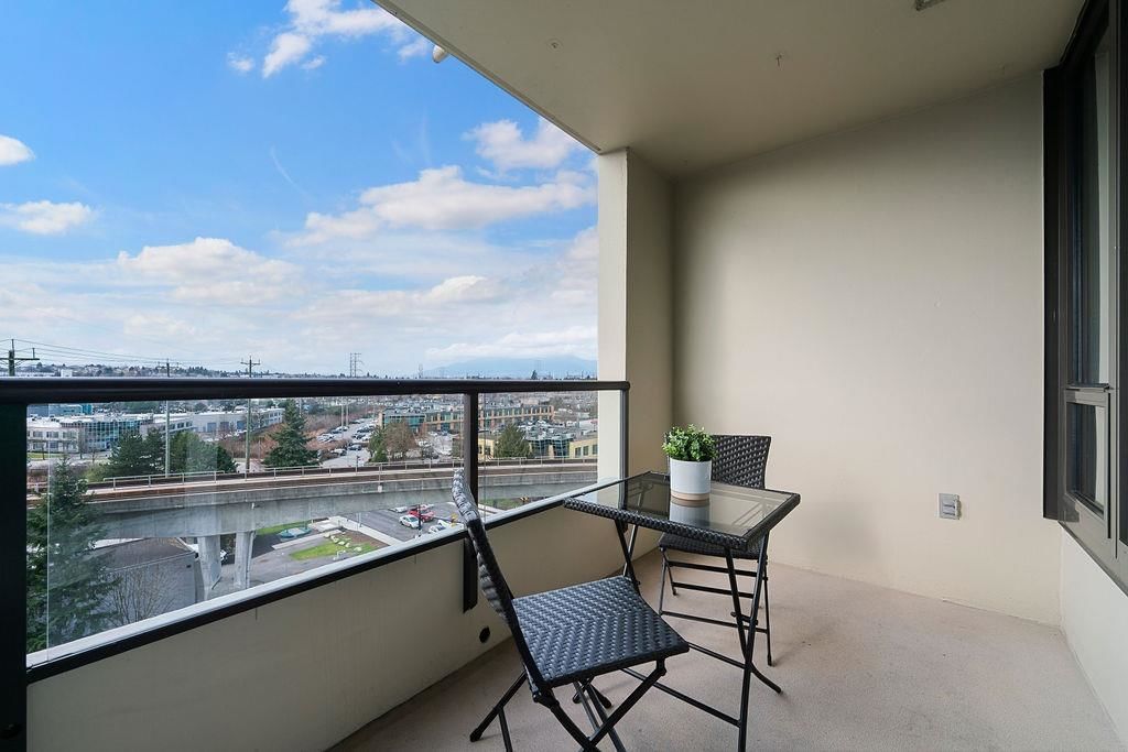 Listing Image 16