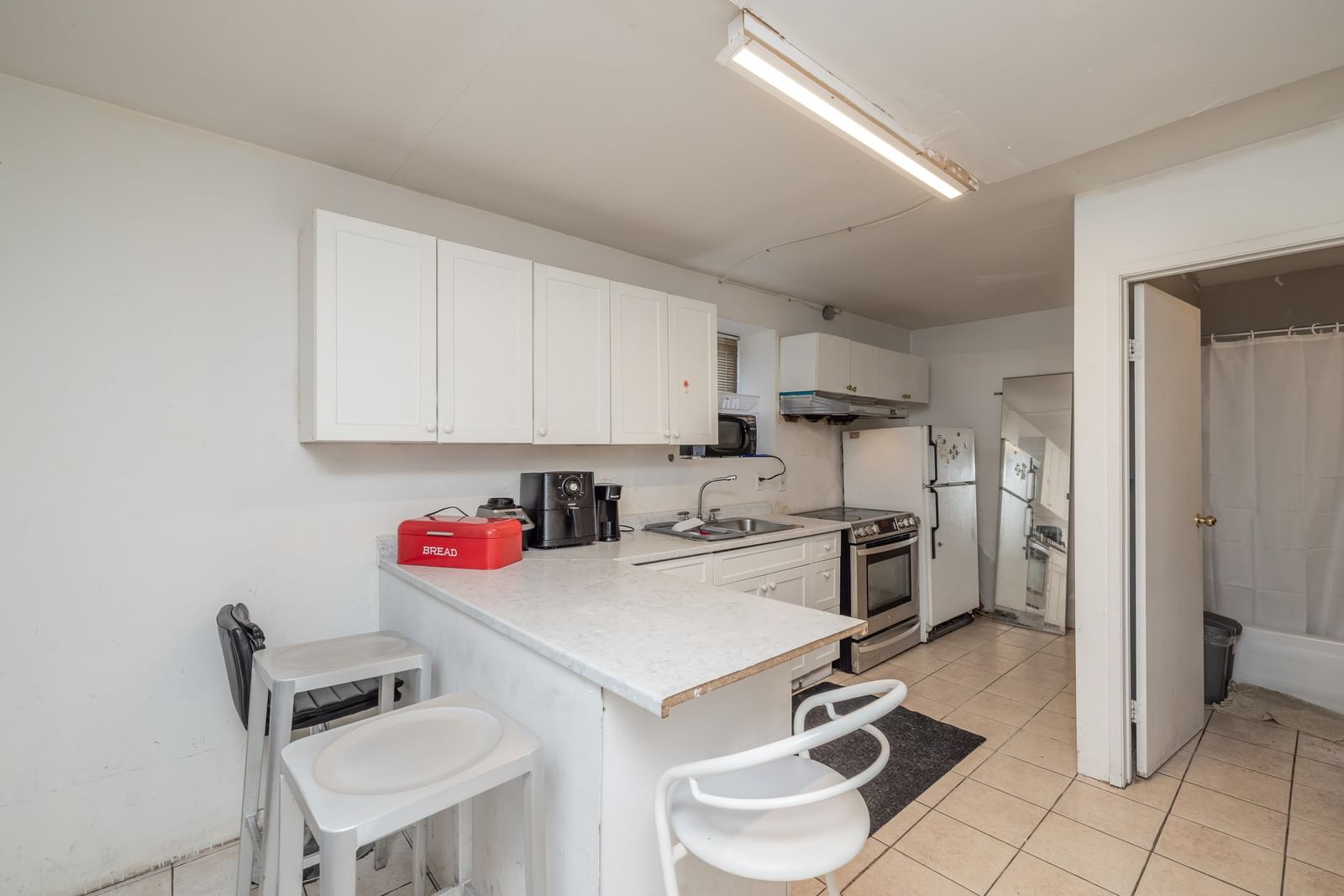 Listing Image 18