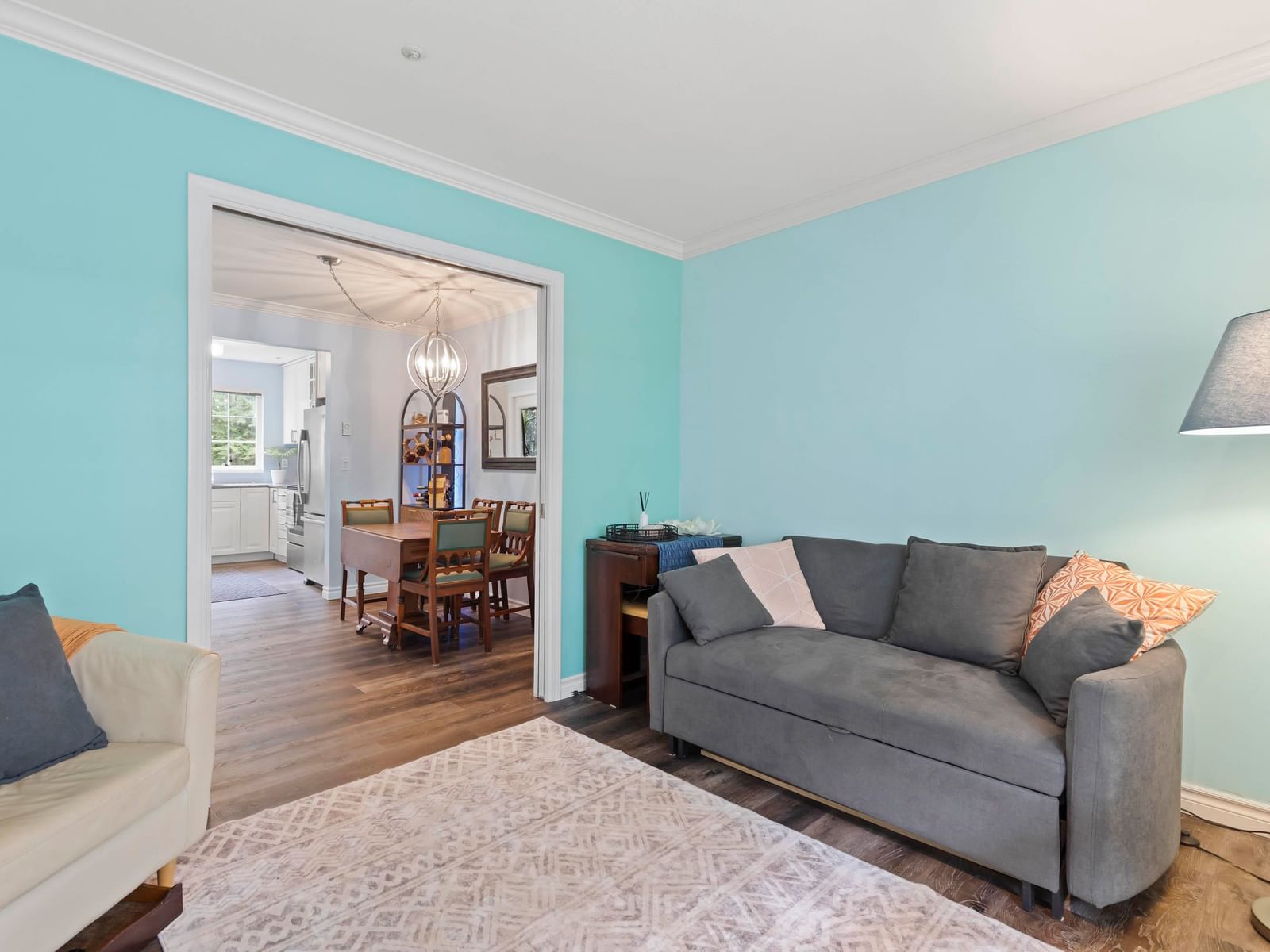 Listing Image 19