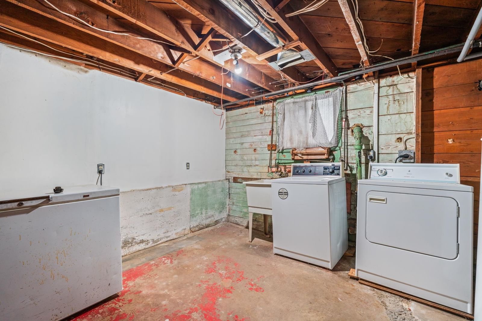 Listing Image 17