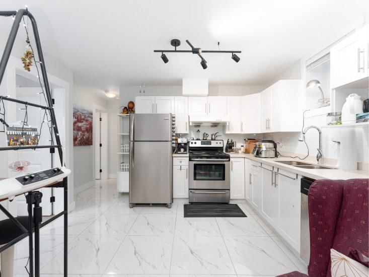 Listing Image 15