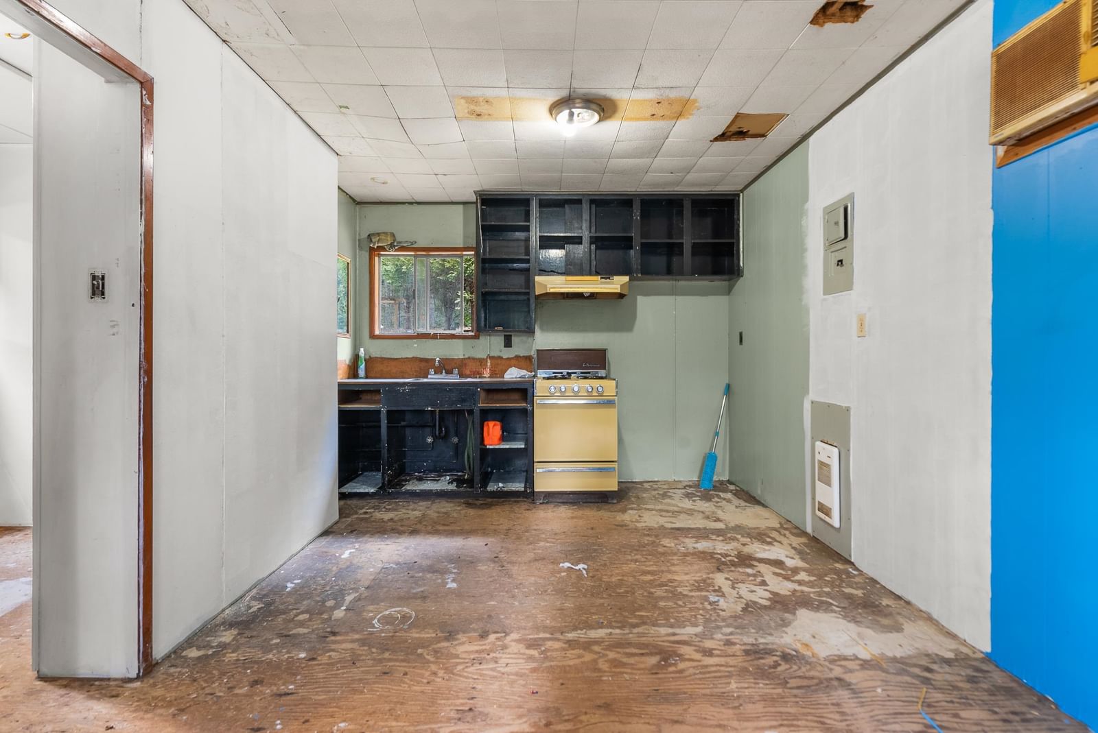 Listing Image 22
