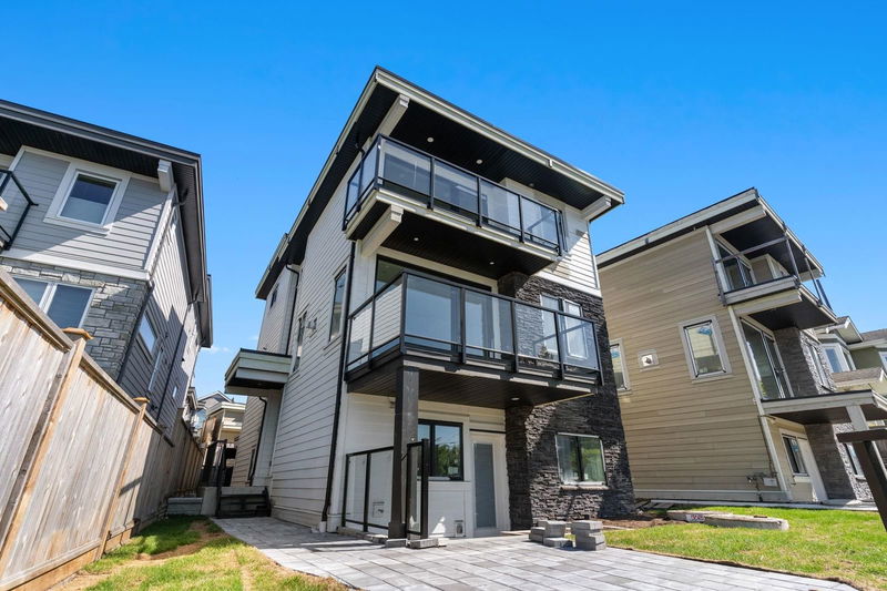 342 Keith Road E, North Vancouver, British Columbia