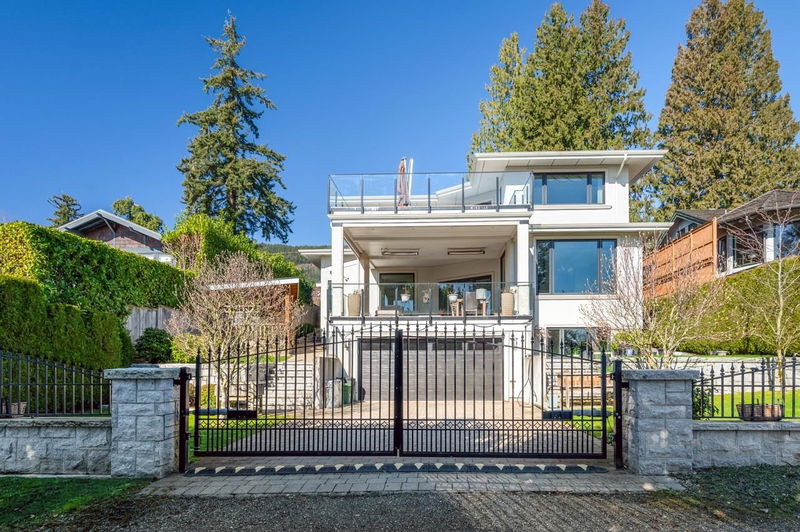 2616 Palmerston Avenue, West Vancouver, British Columbia