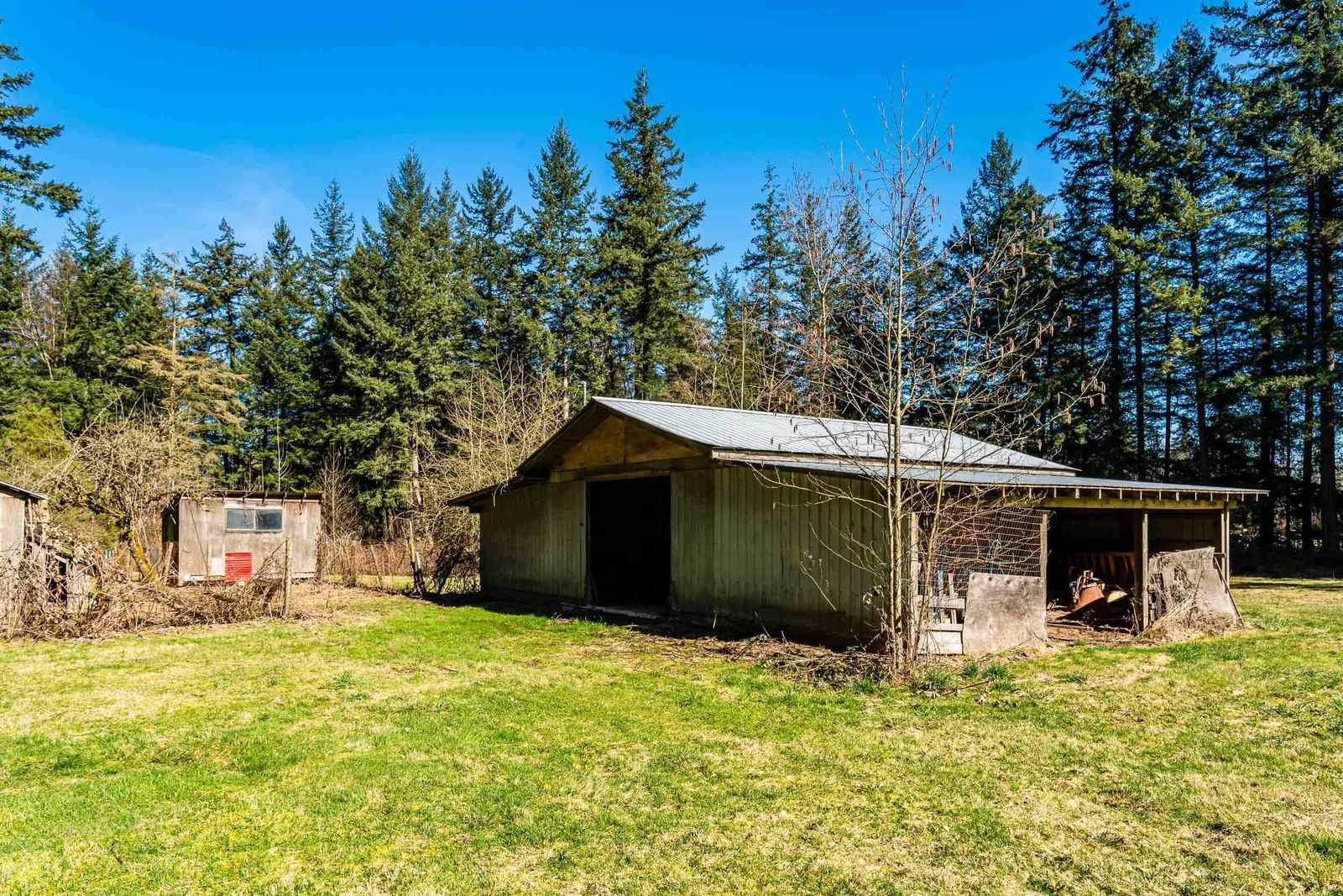 Listing Image 6