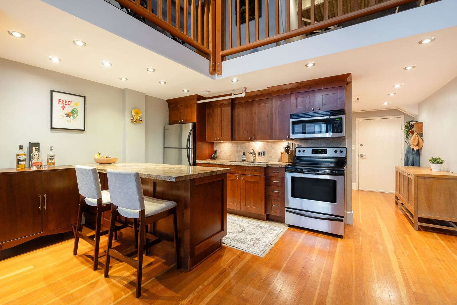 Listing Image 11
