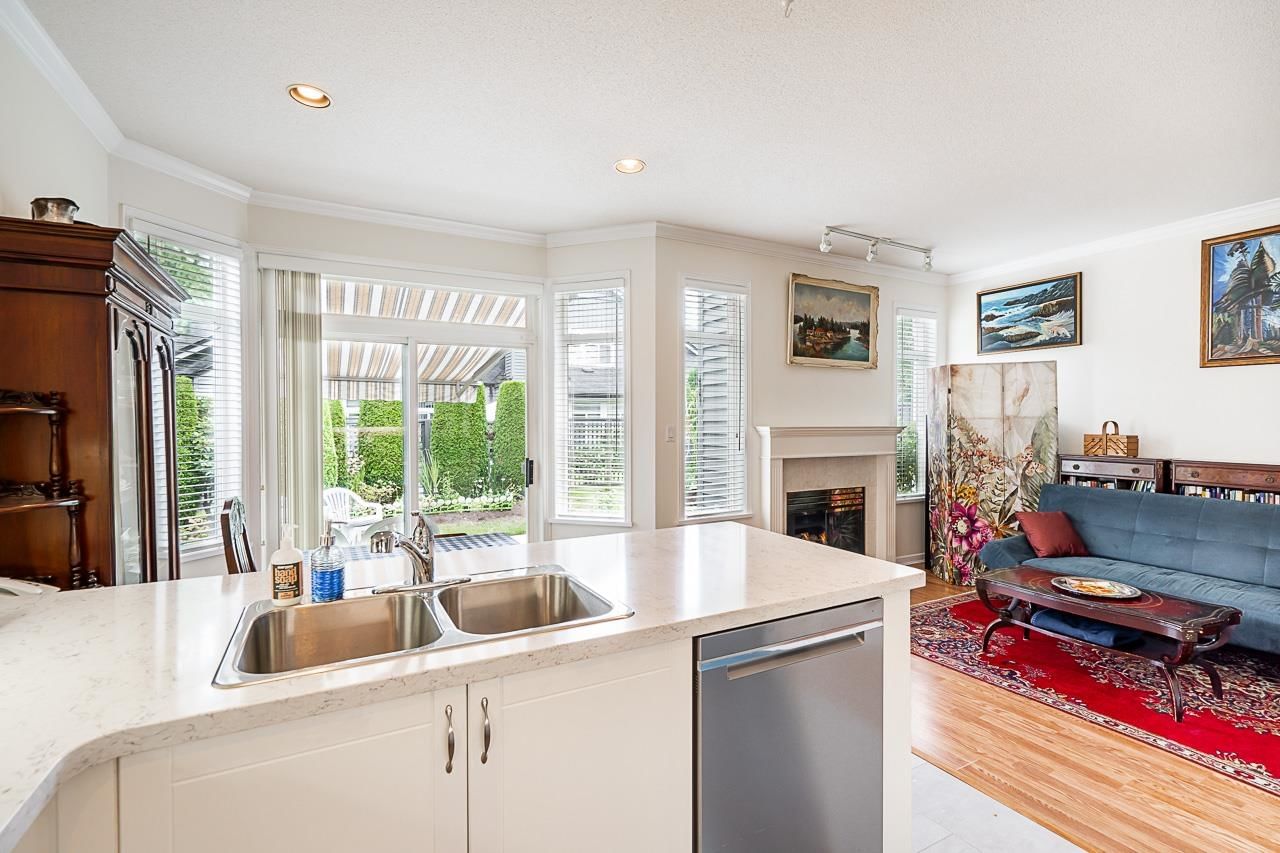 Listing Image 11