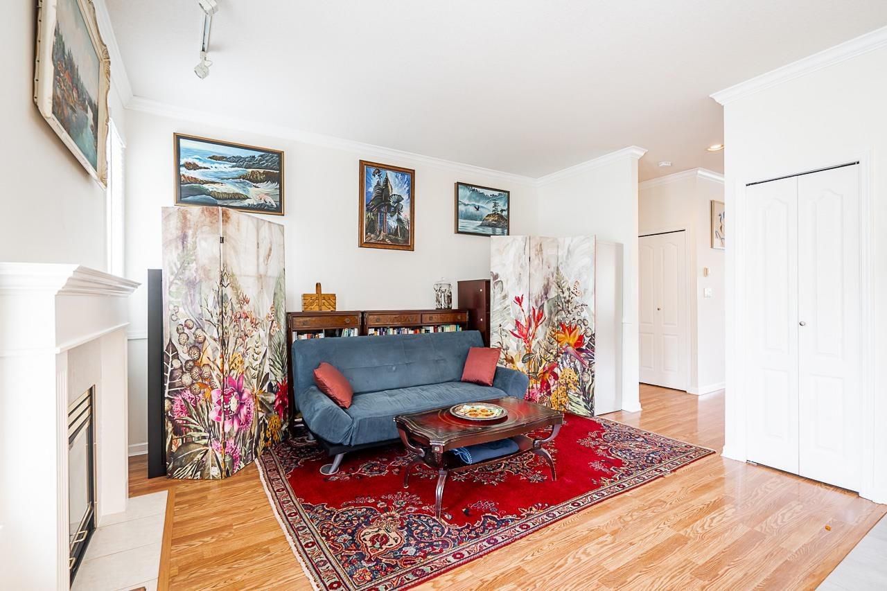 Listing Image 14