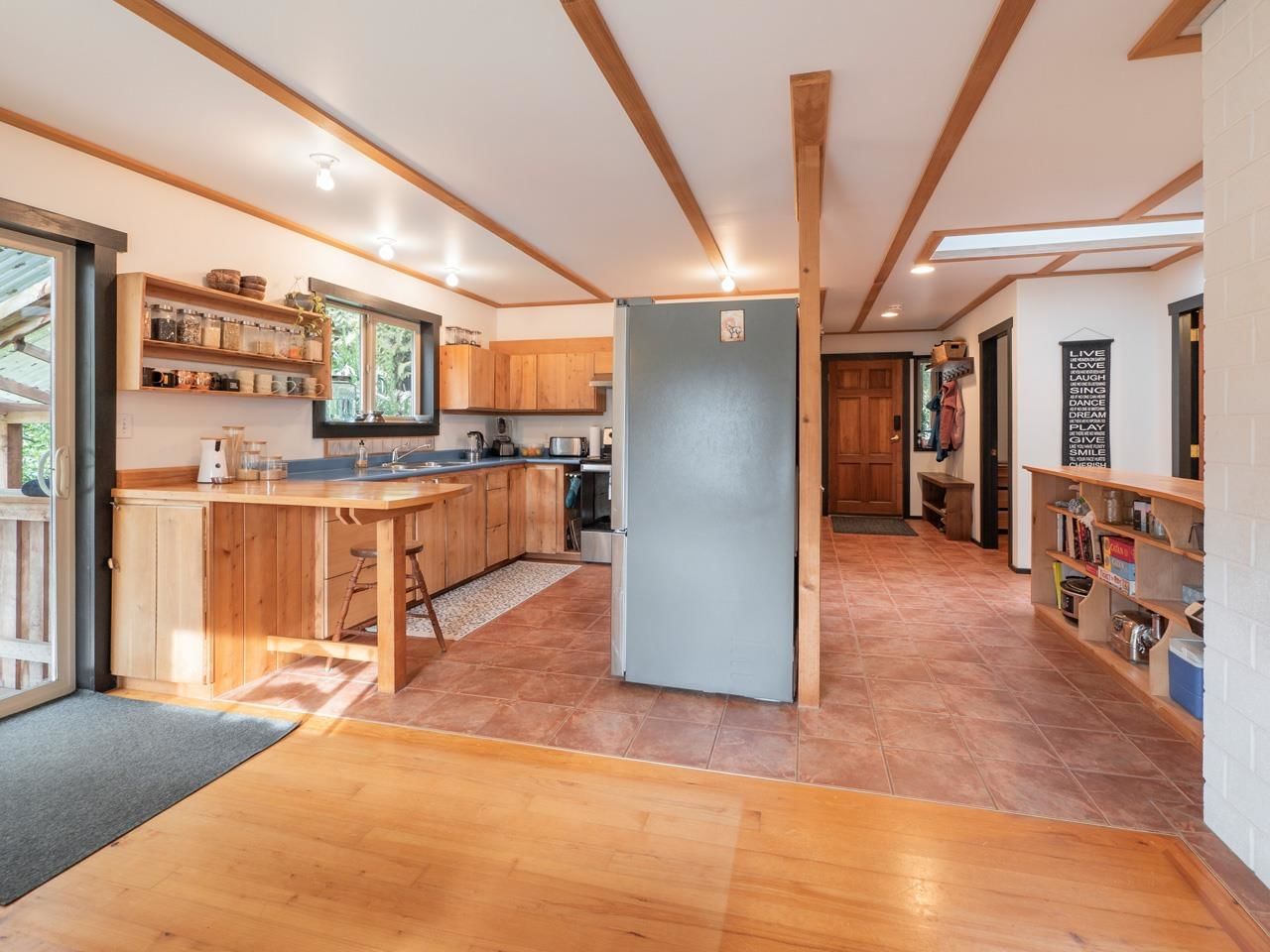 Listing Image 13