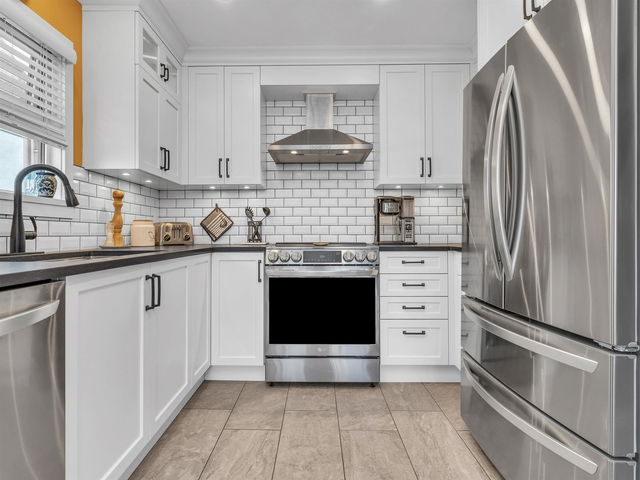 16 - 888 16th Street