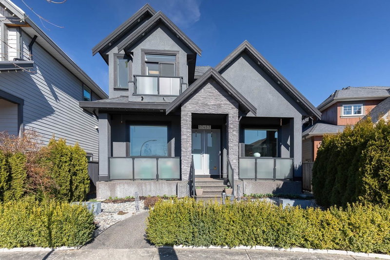 17457 2b Avenue, Surrey, V3Z 6R9 | Image 2