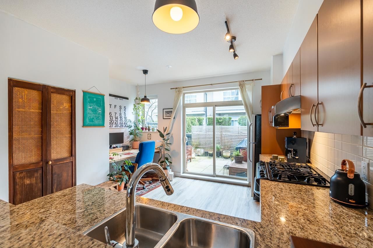 Listing Image 10