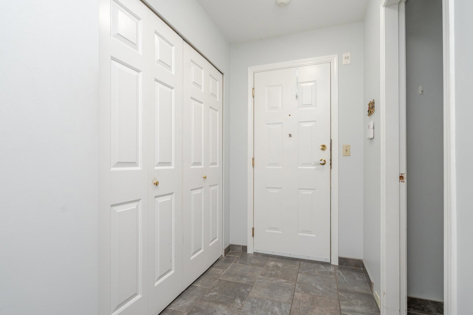 Listing Image 30