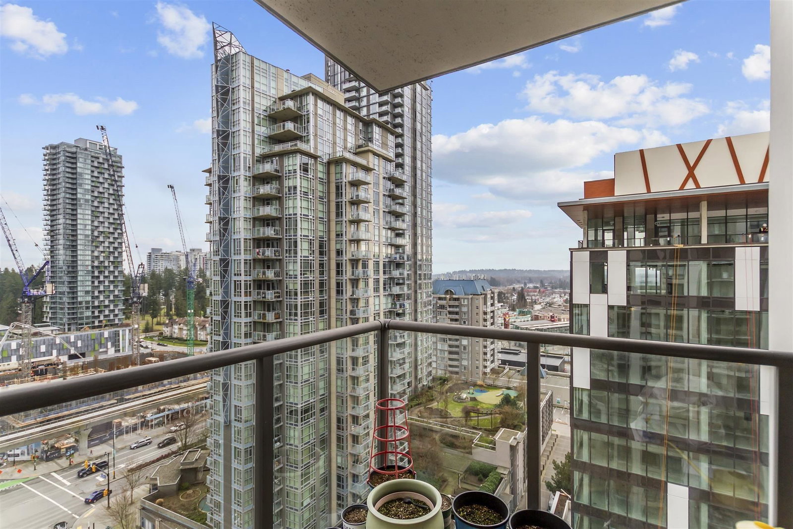 Listing Image 10