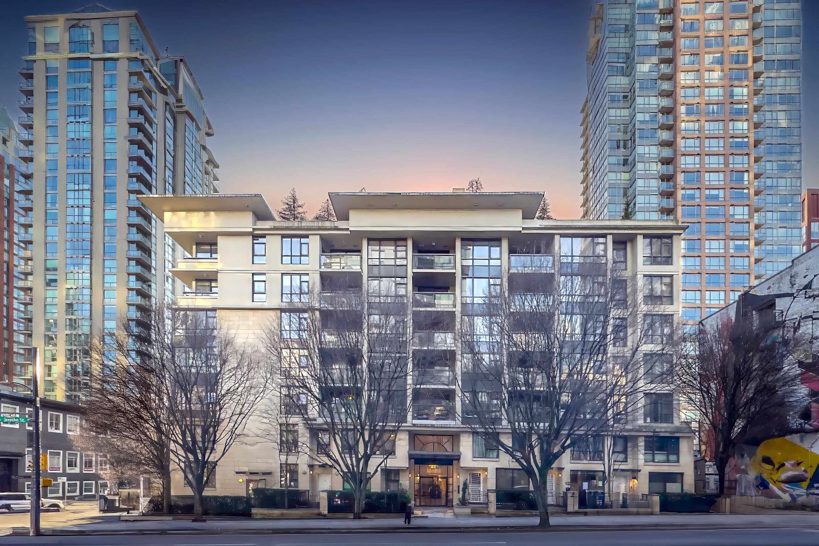 Listing Image 19
