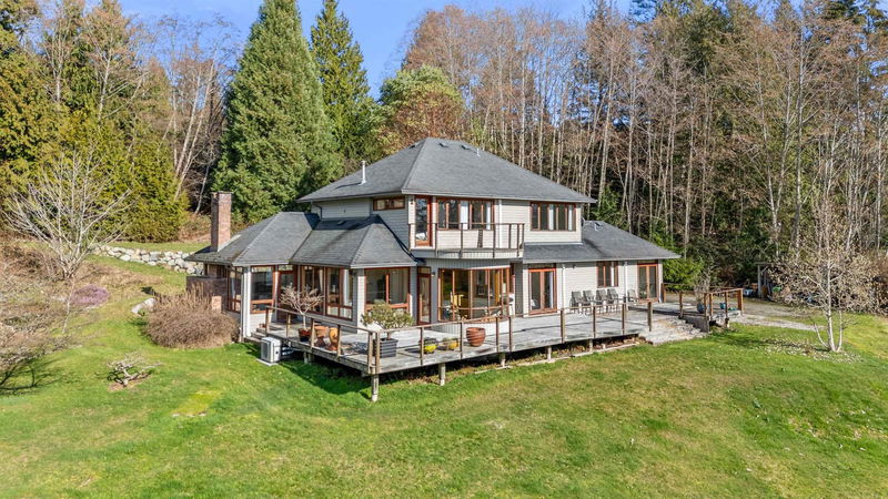 1911 Grandview Road, Gibsons, British Columbia
