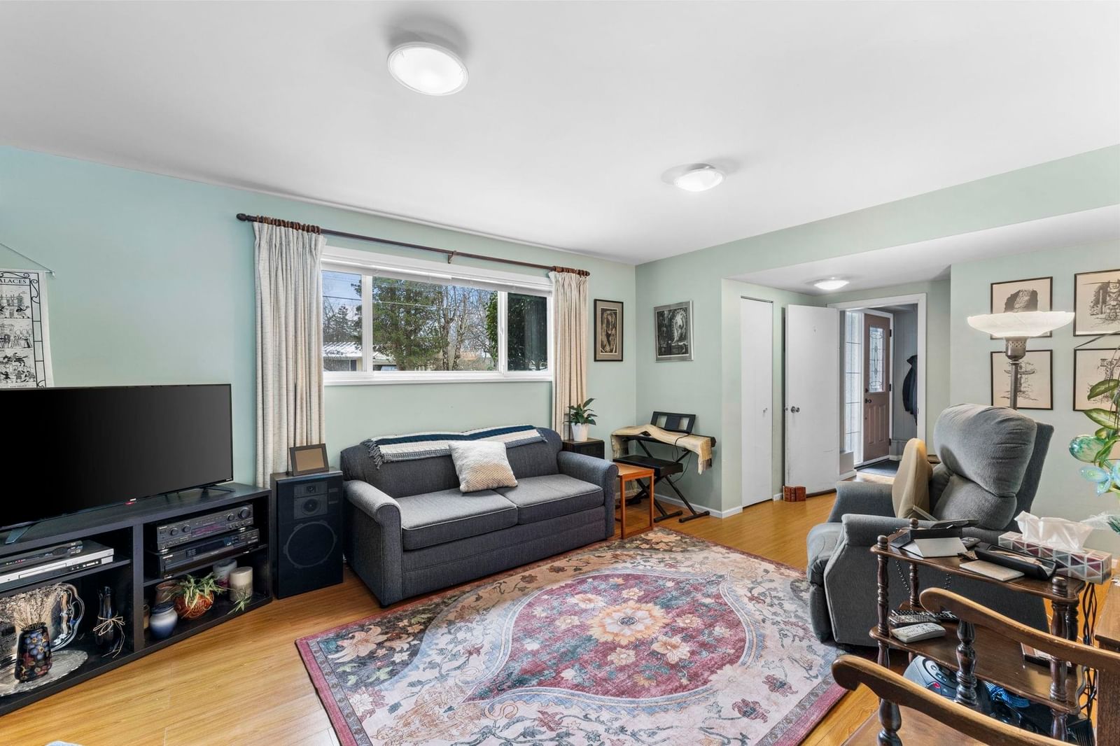 Listing Image 22