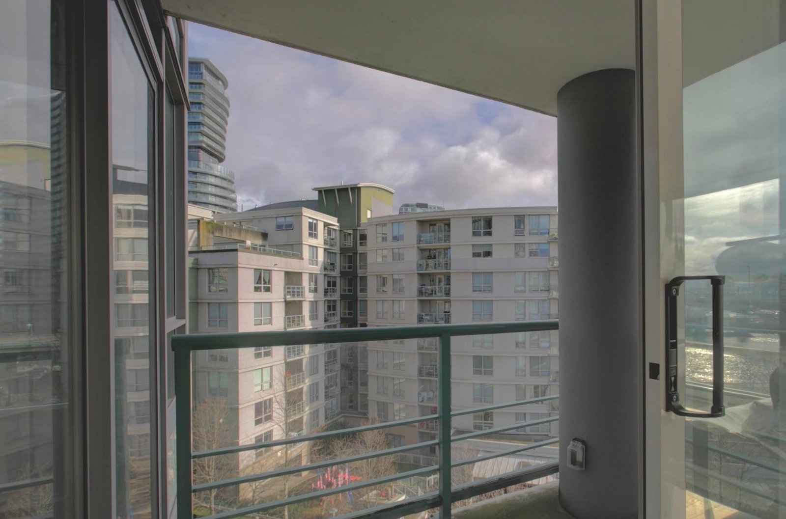 Listing Image 18