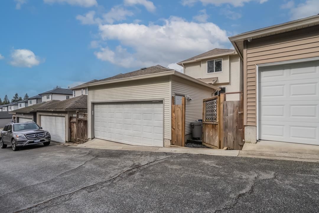 Listing Image 32