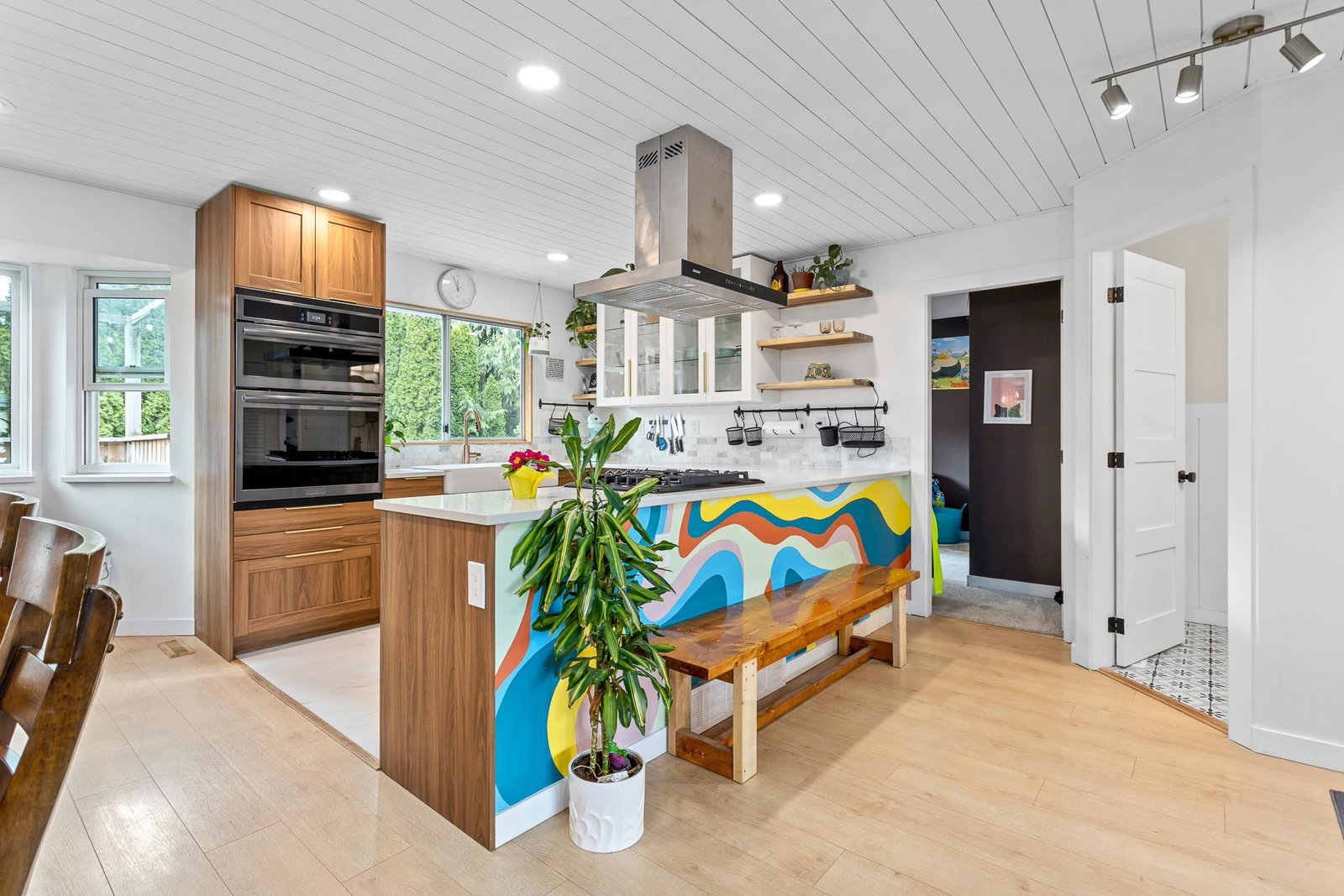 Listing Image 14