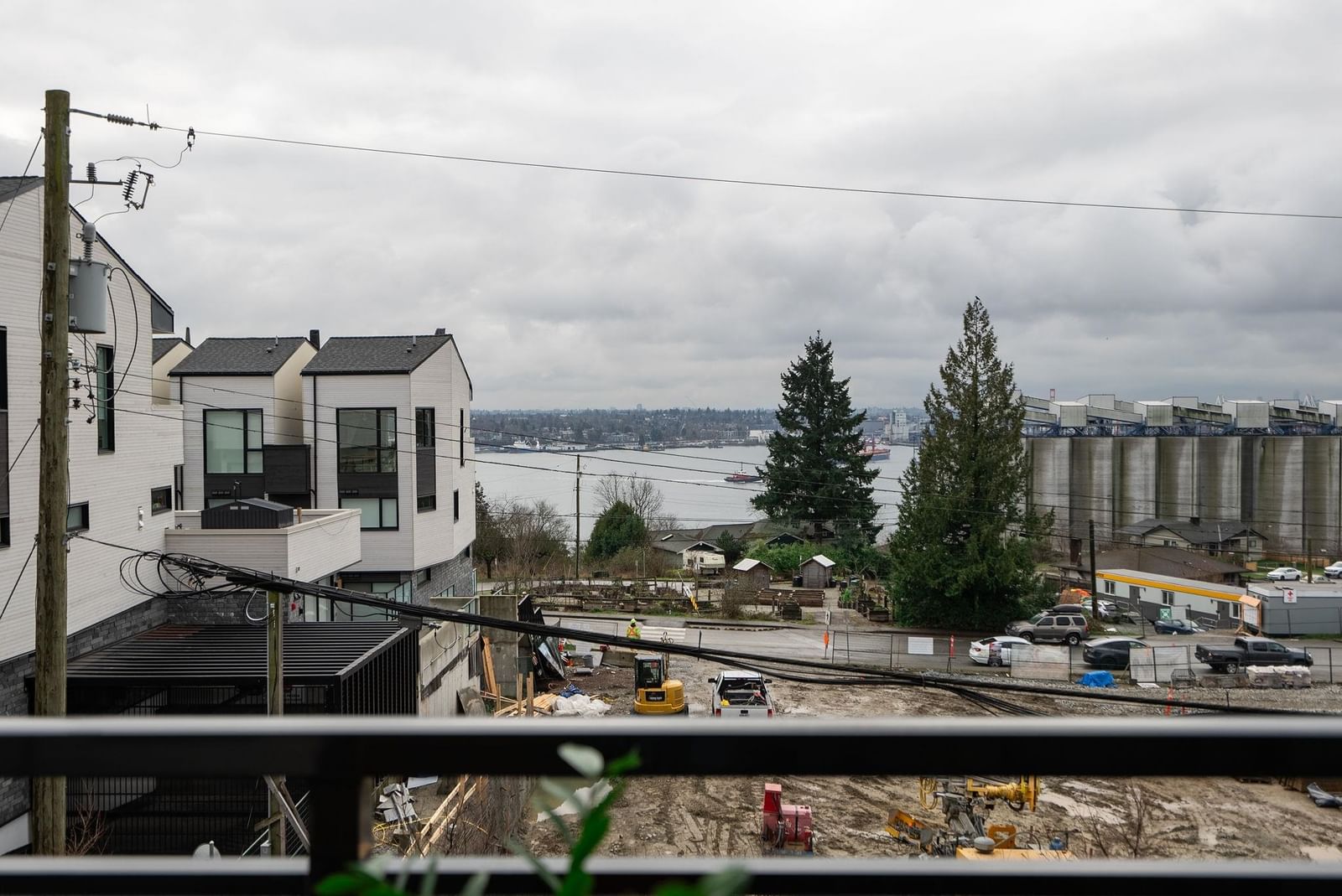 Listing Image 14