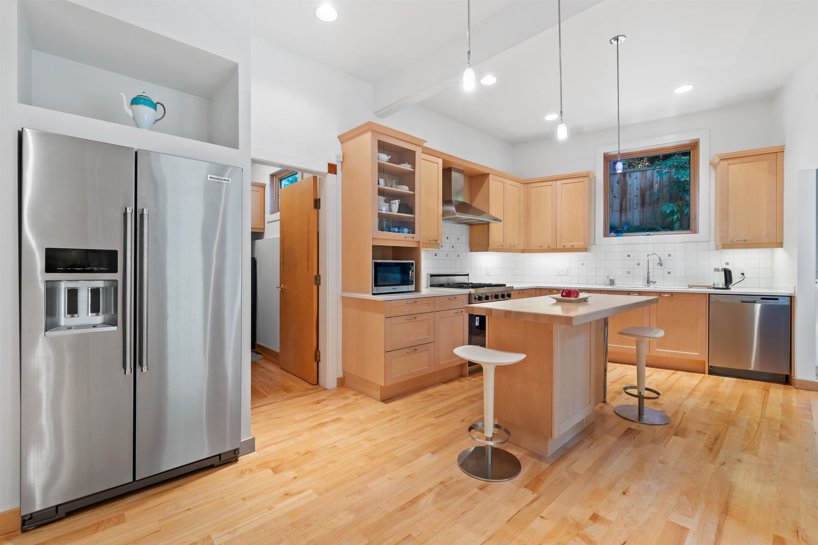 Listing Image 13