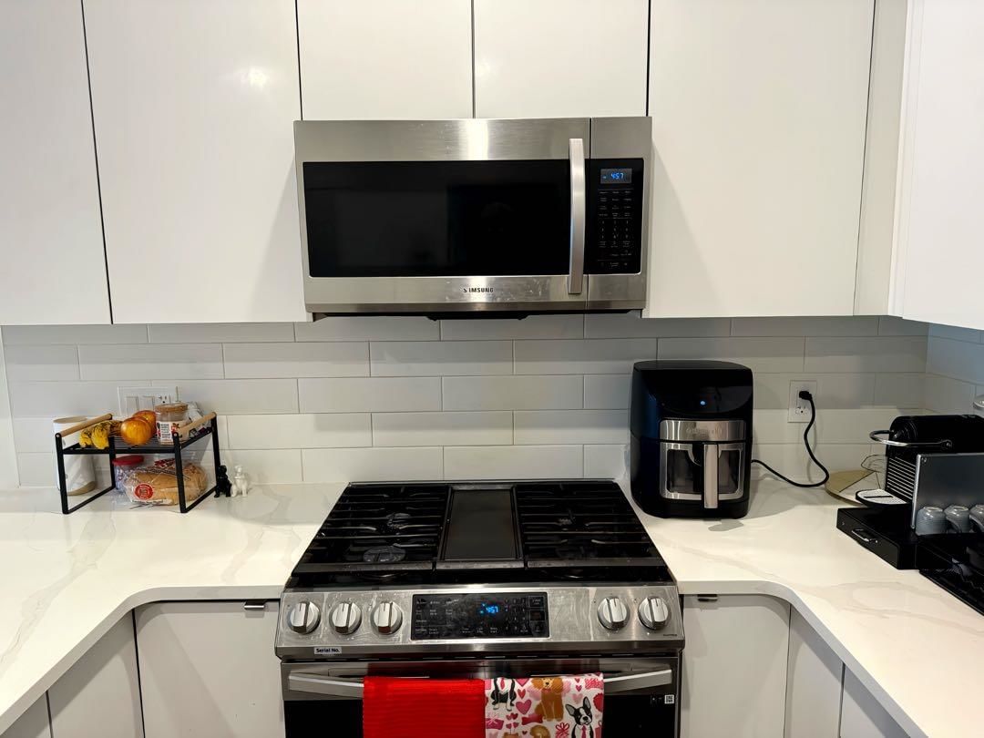 Listing Image 18