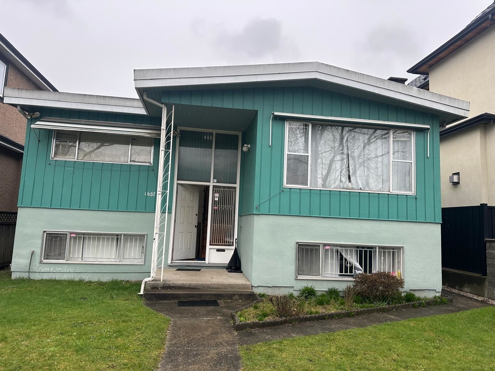 Listing Image 6
