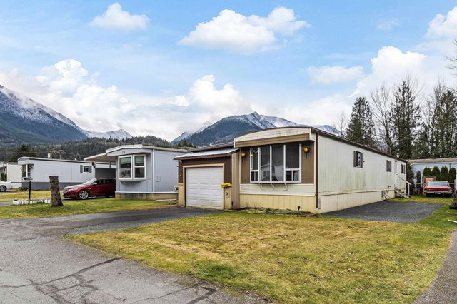 36 - 46484 Chilliwack Lake Road
