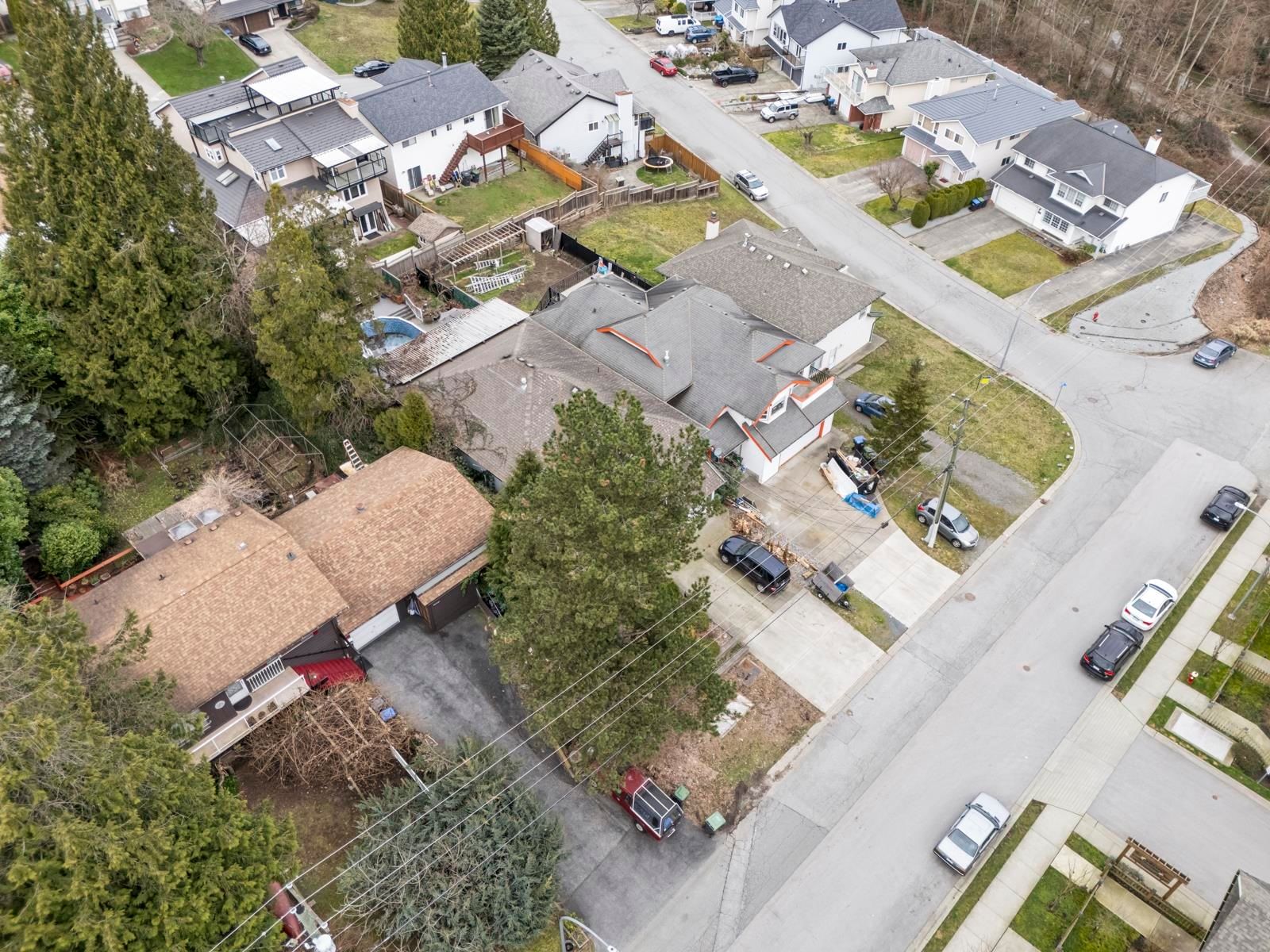 Listing Image 32