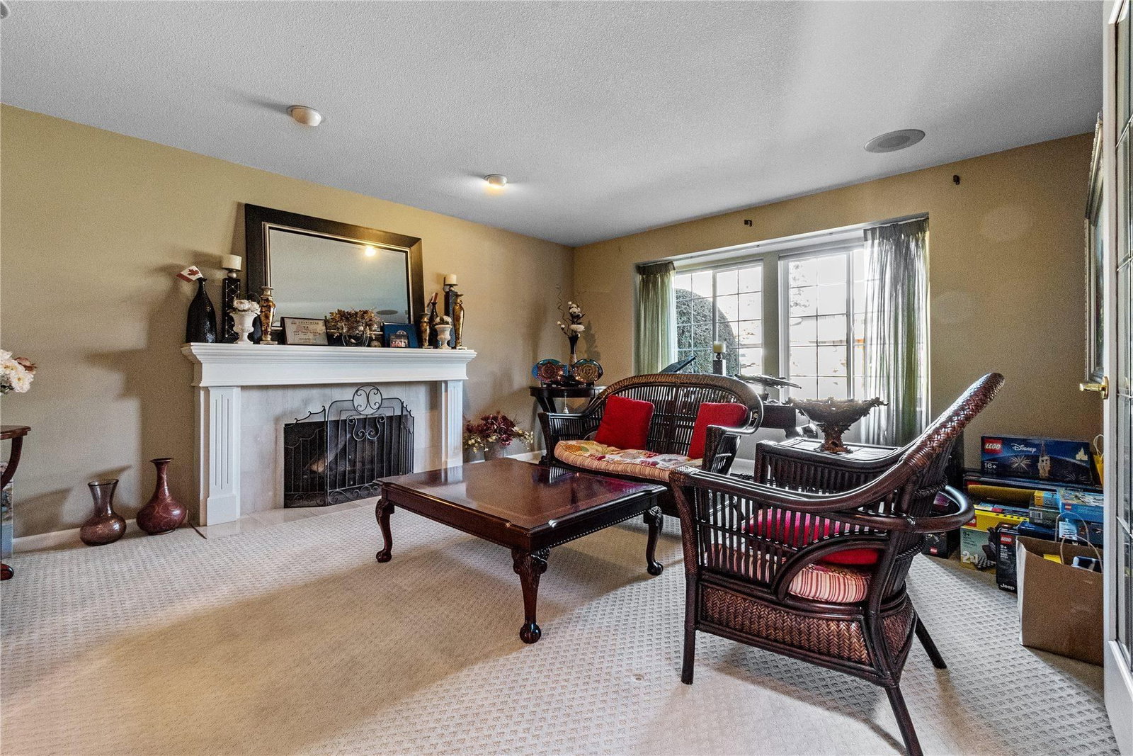 Listing Image 3
