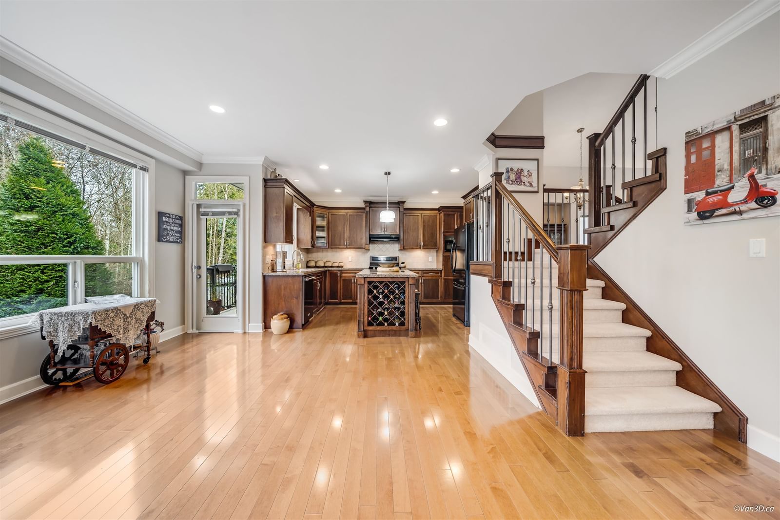 Listing Image 9