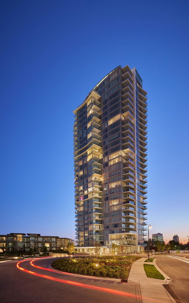 203 - 7683 Park Crescent