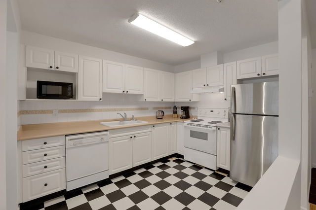 409 - 2678 Dixon Street