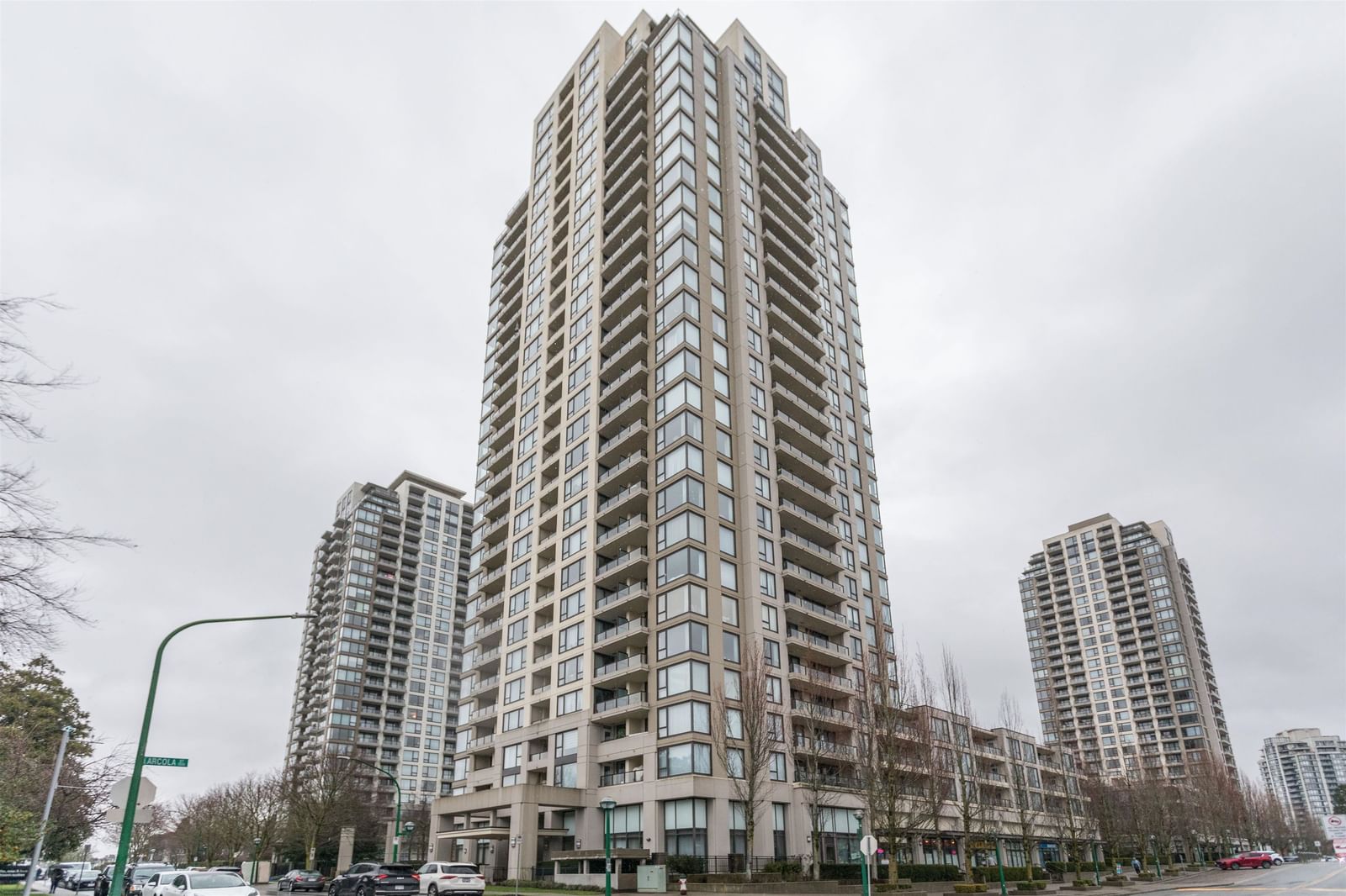 Listing Image 1