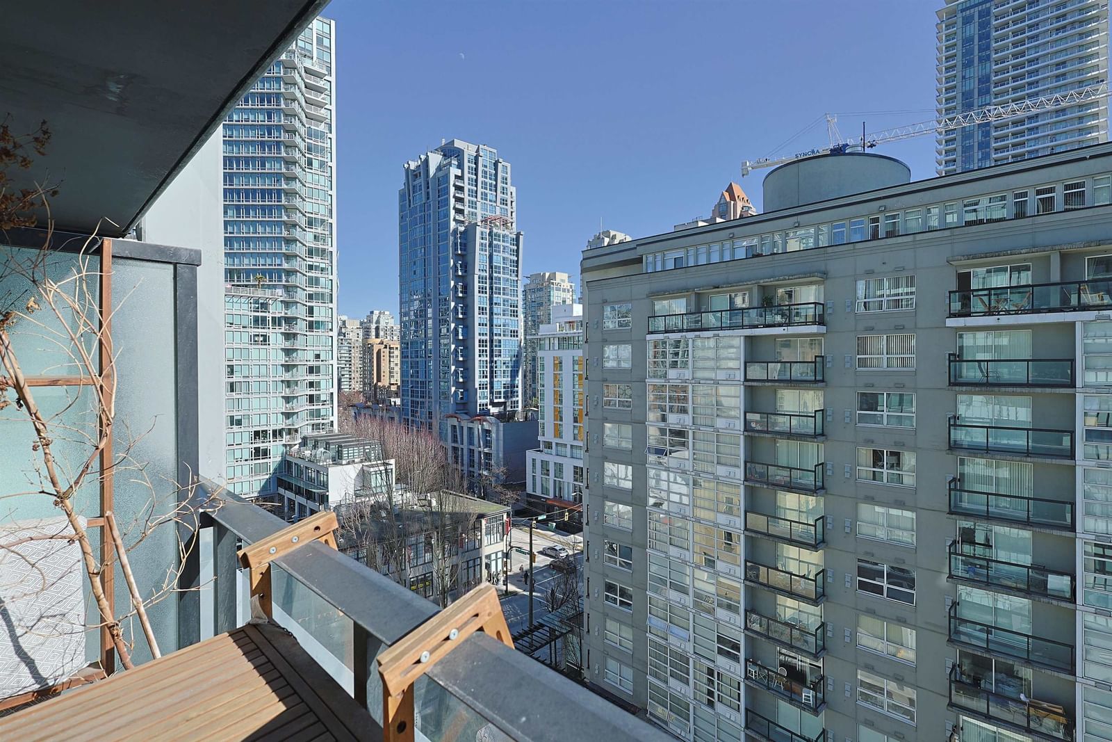 Listing Image 9