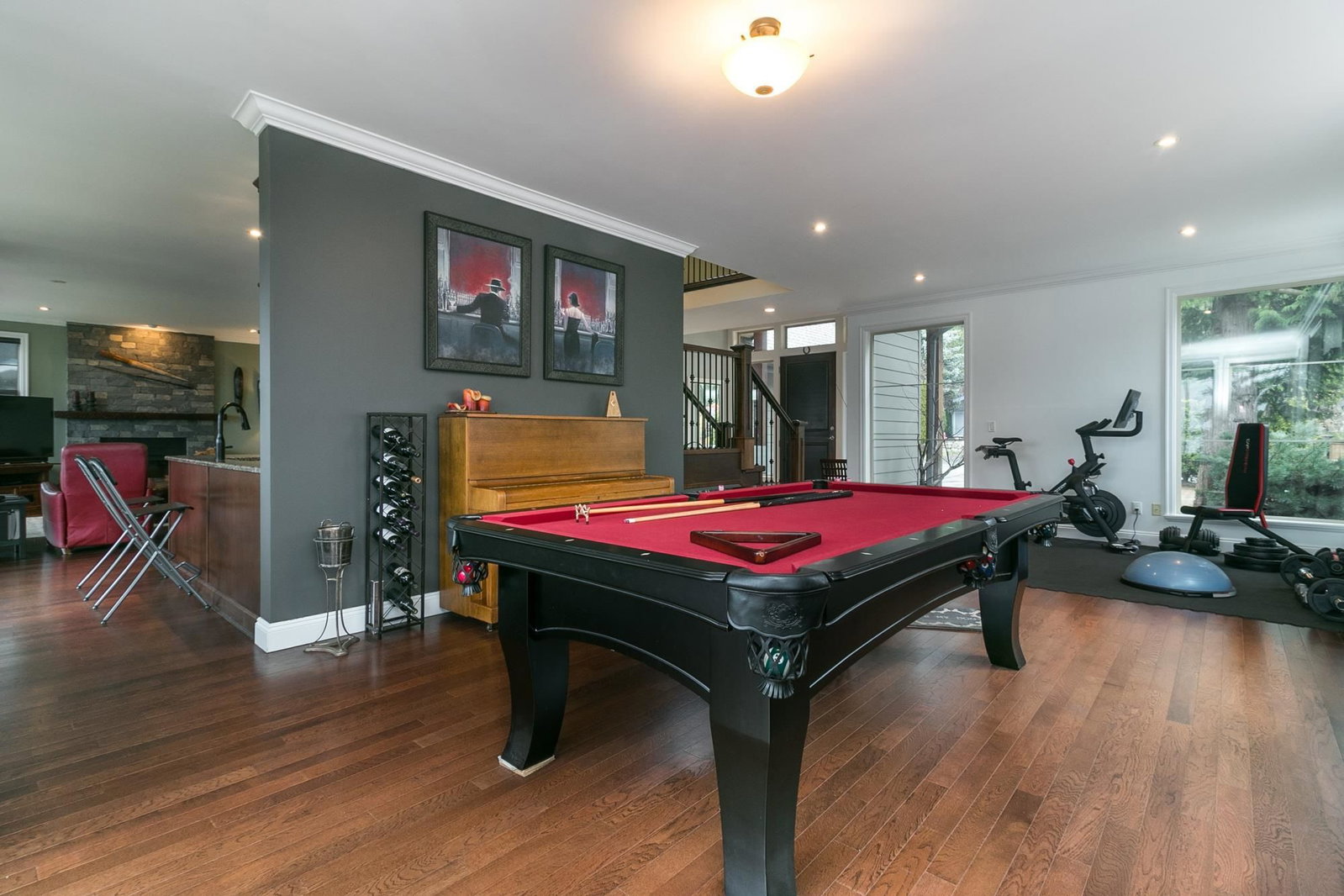 Listing Image 10
