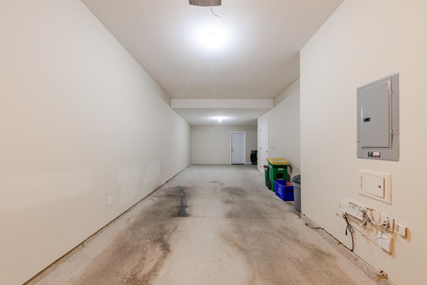 Listing Image 24