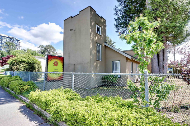 13260 108 Avenue, Surrey, V3T 2J6 | Image 2