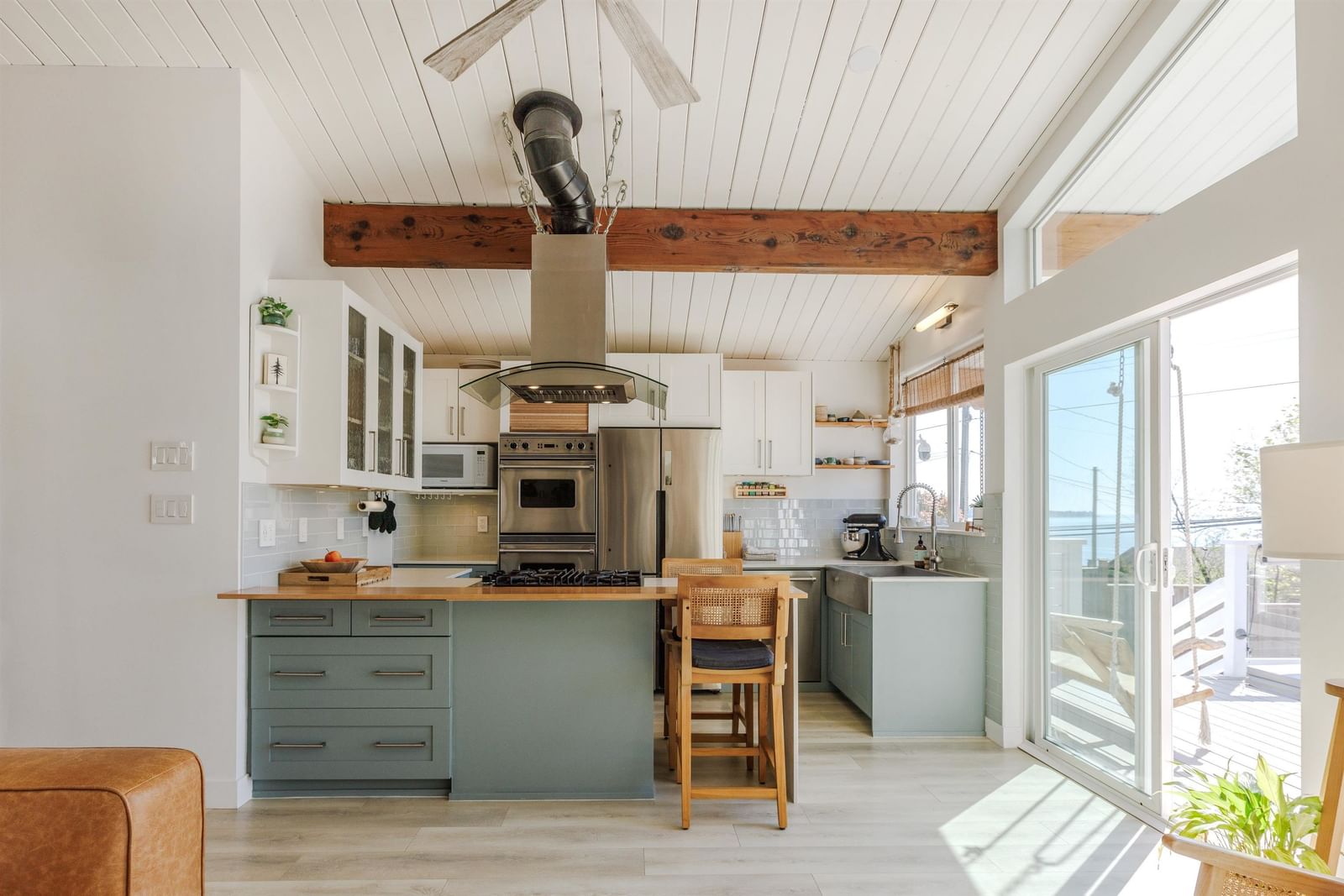 Listing Image 10