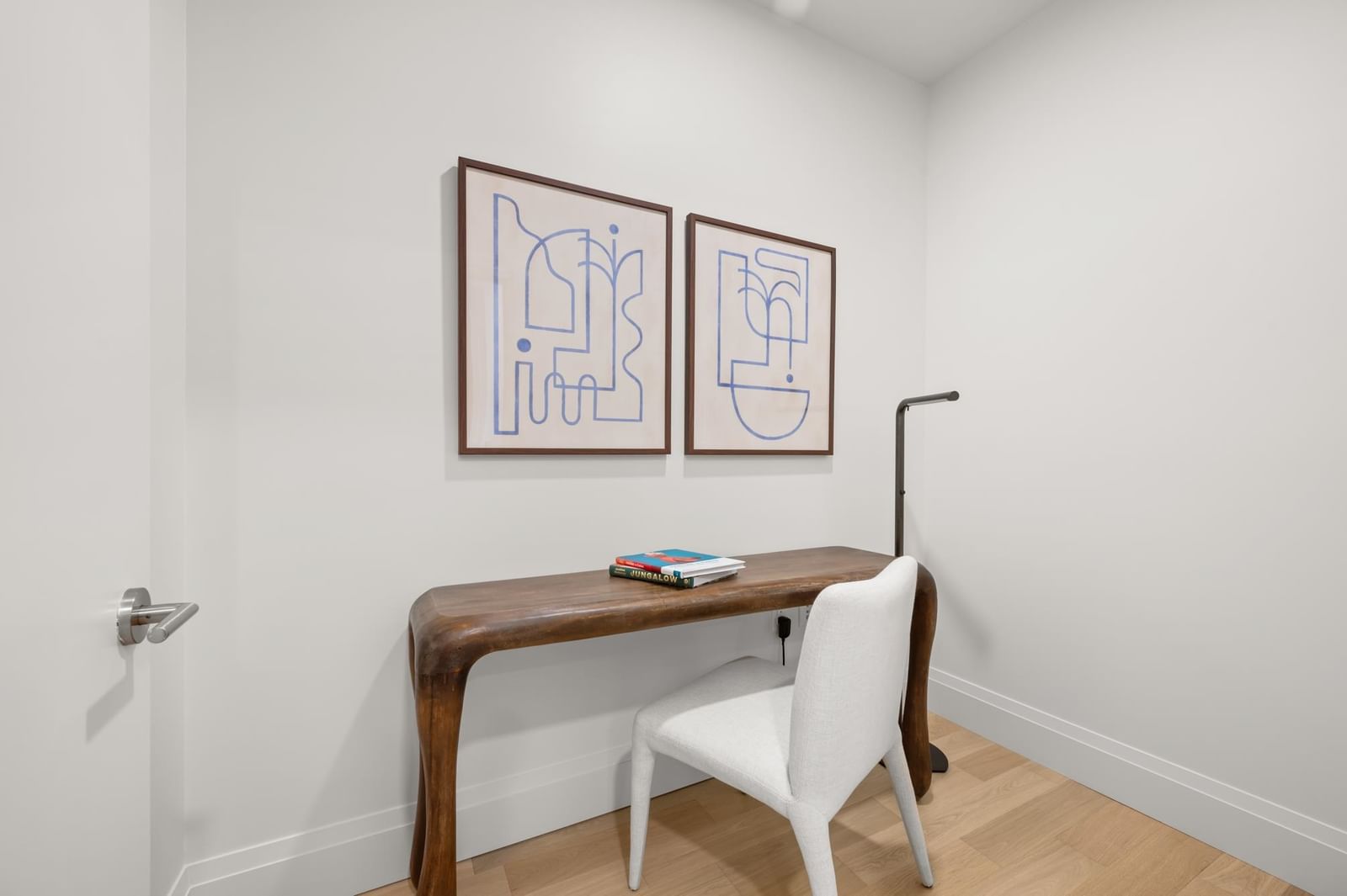 Listing Image 17