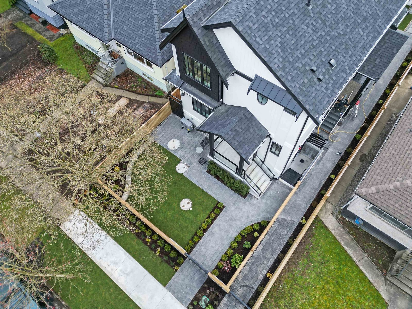 Listing Image 38