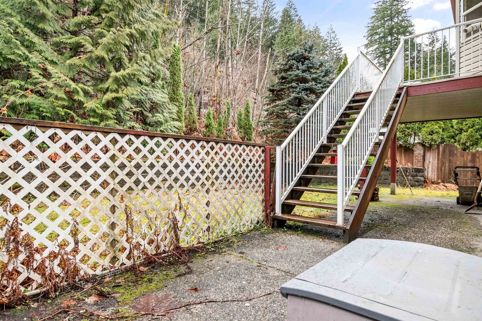 Listing Image 9